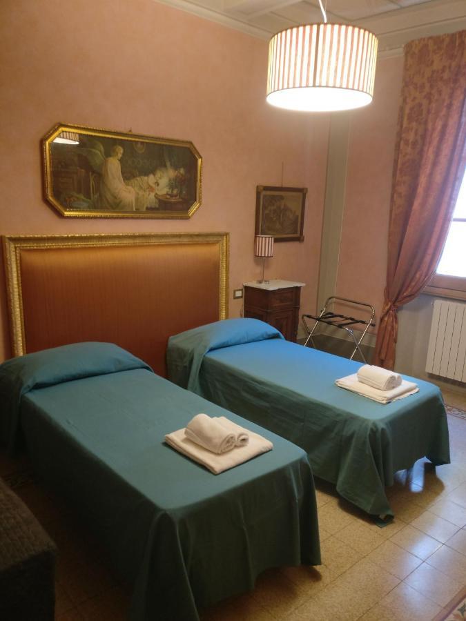 B&B Amalia Suites Firenze Bagian luar foto