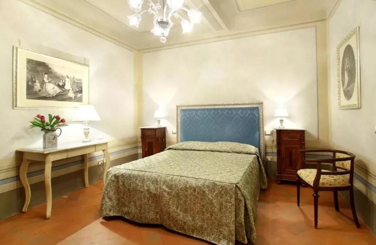 B&B Amalia Suites Firenze Bagian luar foto